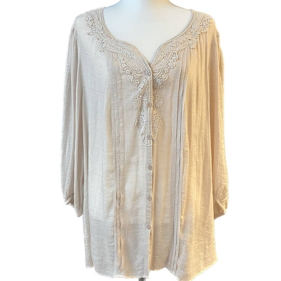 Spense Woman Tops - Spense Woman Top, Woman's Size 1X, V-Neck w/Lace, 3/4 Balloon Sleeve, Tan Beige